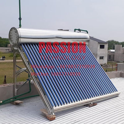100L 201 Paslanmaz Çelik Güneş Enerjili Su Isıtıcı 30 tüpler Düşük Basınçlı Güneş Kollektörü
